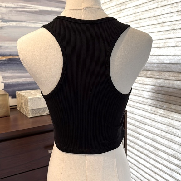 Woman's Crew Neck Racer Back Crop Tank With Sparkly Tassel Hem. Size Small - Picture 8 of 10